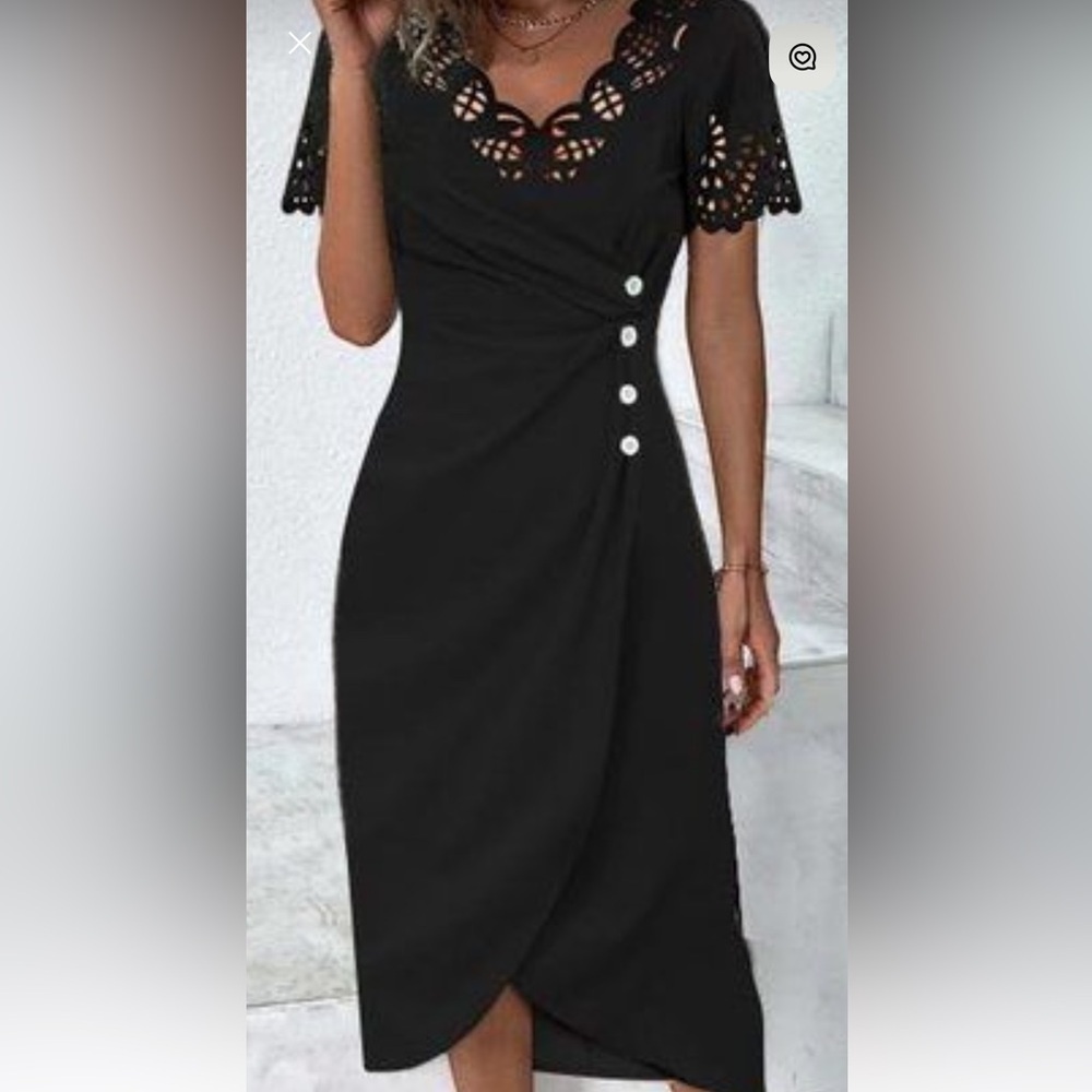 Chic Black Midi Dress with Cut-Out Sleeves S